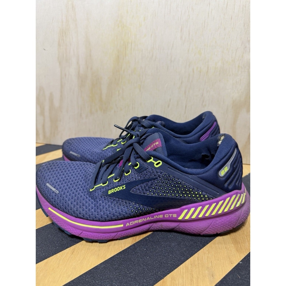 Brooks Adrenaline GTS 22 Womens 9 Running Shoes Blue Pink Stability Trainer